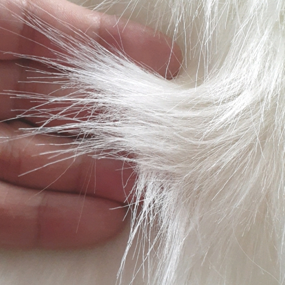 Liz Claiborne cream faux fur vest - Picture 6 of 6